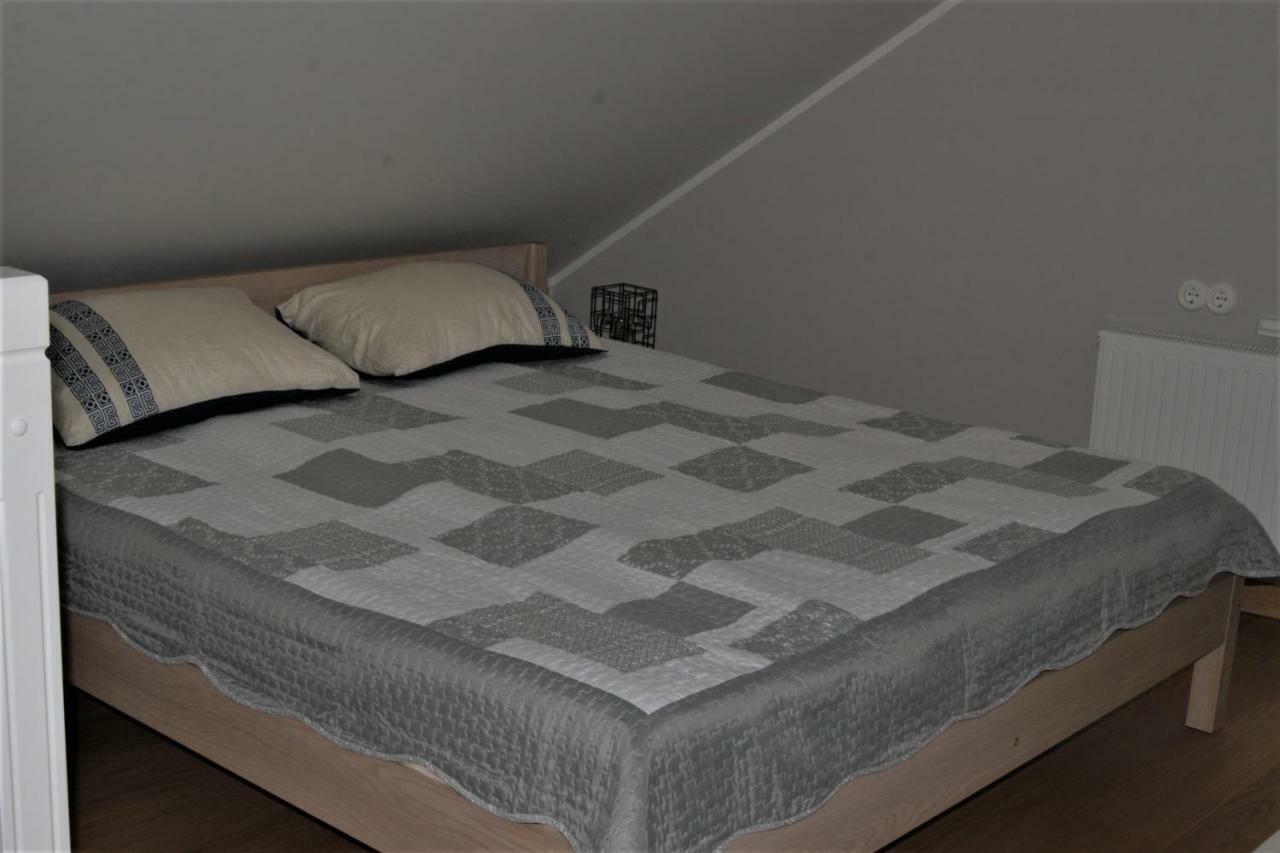 Silbernagel Apartment Kuressaare Extérieur photo