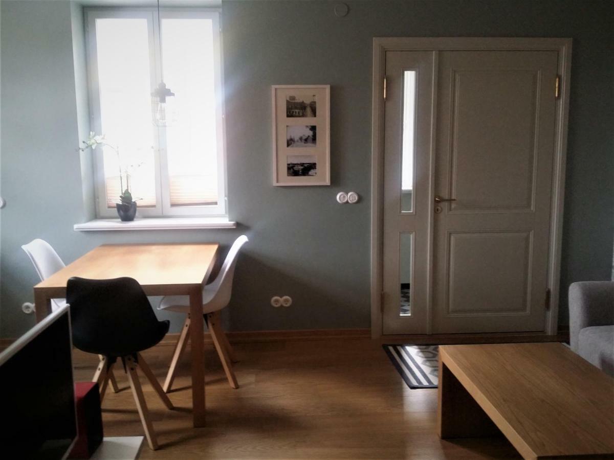 Silbernagel Apartment Kuressaare Extérieur photo